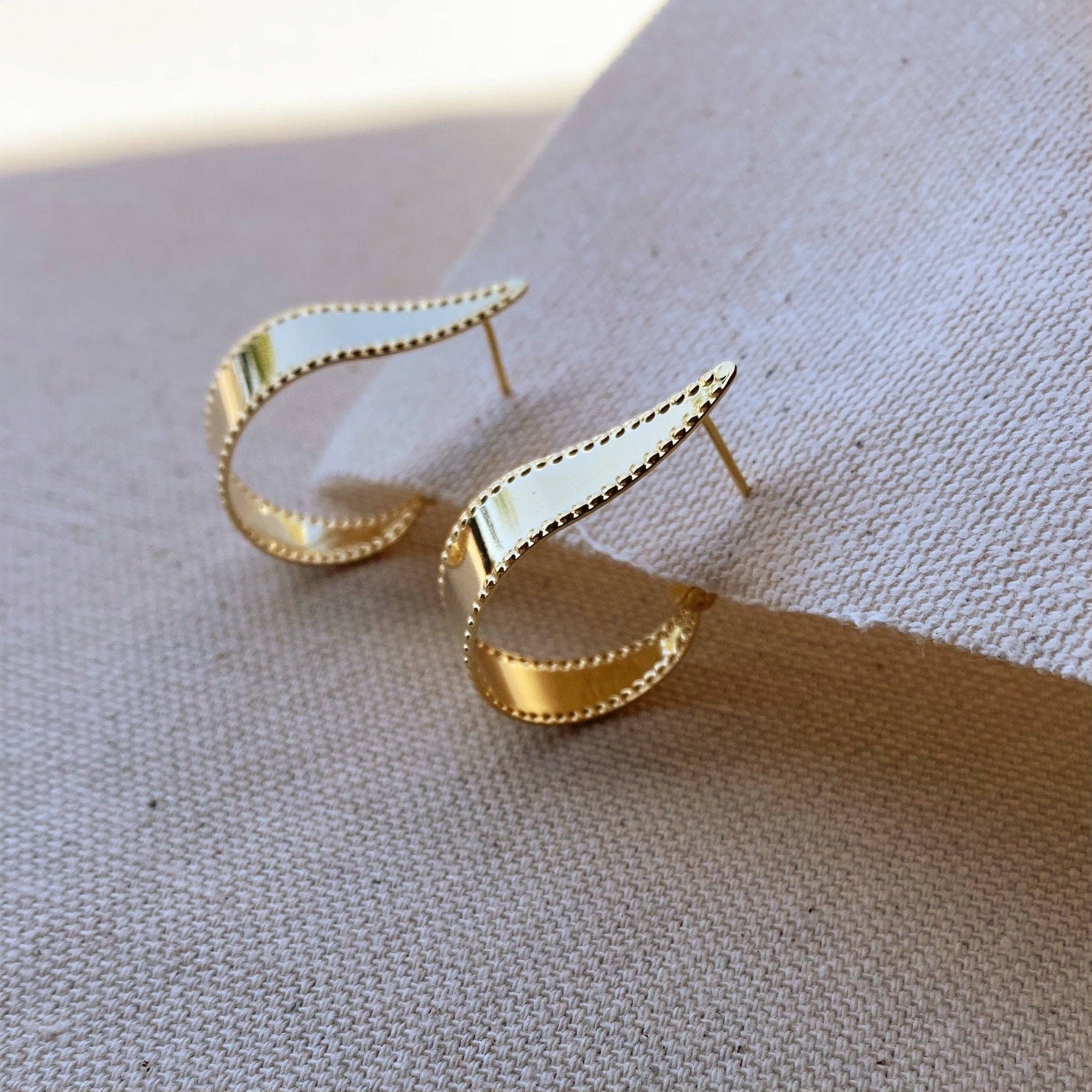 Gold  Dots Hoop Earrings