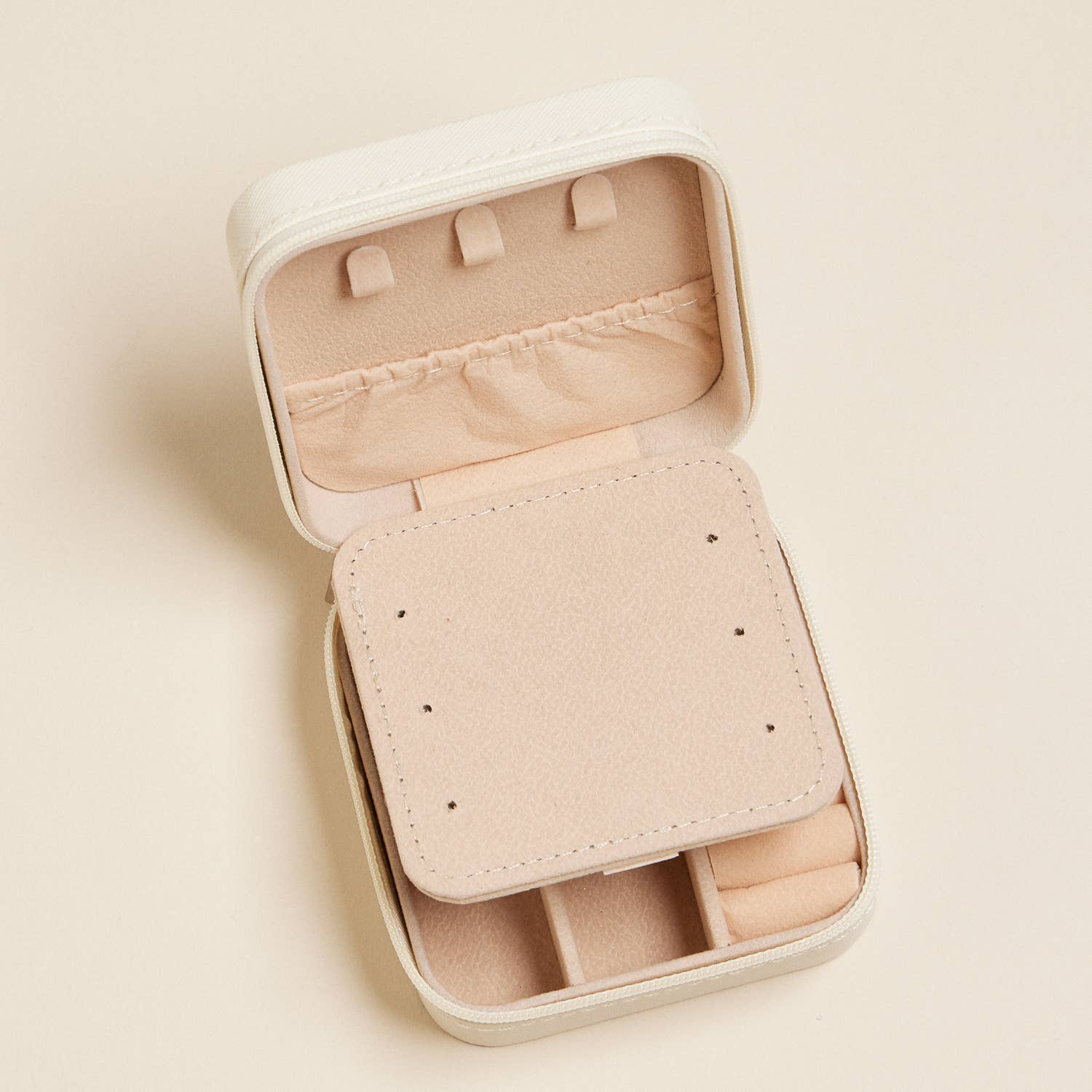 Daisy Flower Pattern Jewelry Box -Travel Size