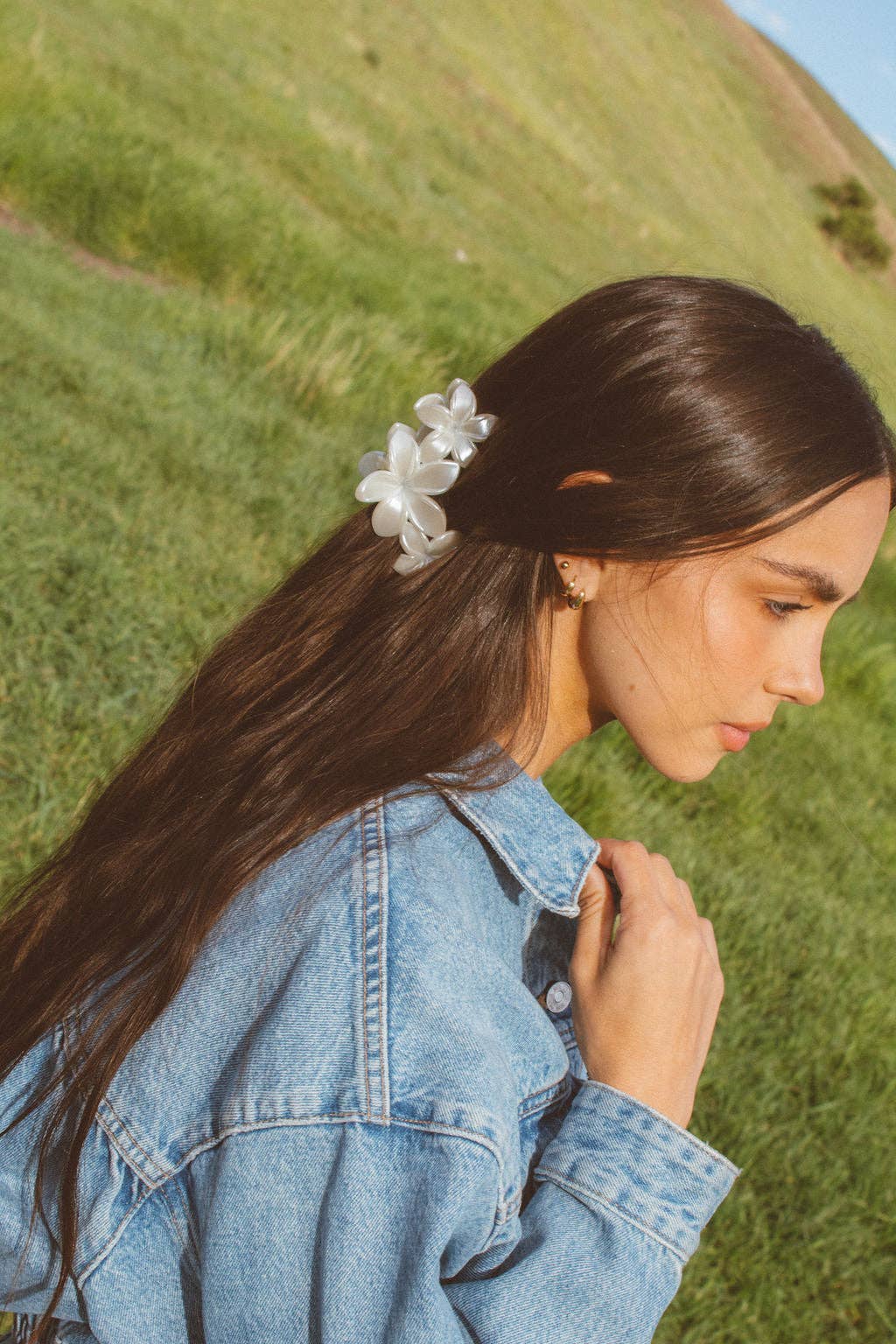 Pearlescent Flower Trio Claw Clip