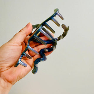 Iridescent Gray Squiggle Clip