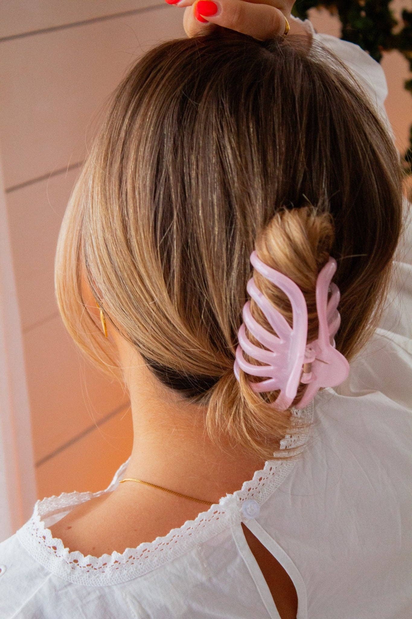 Blush Claw Clip