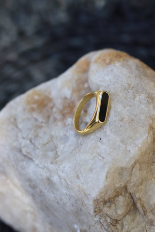 Raven Ring
