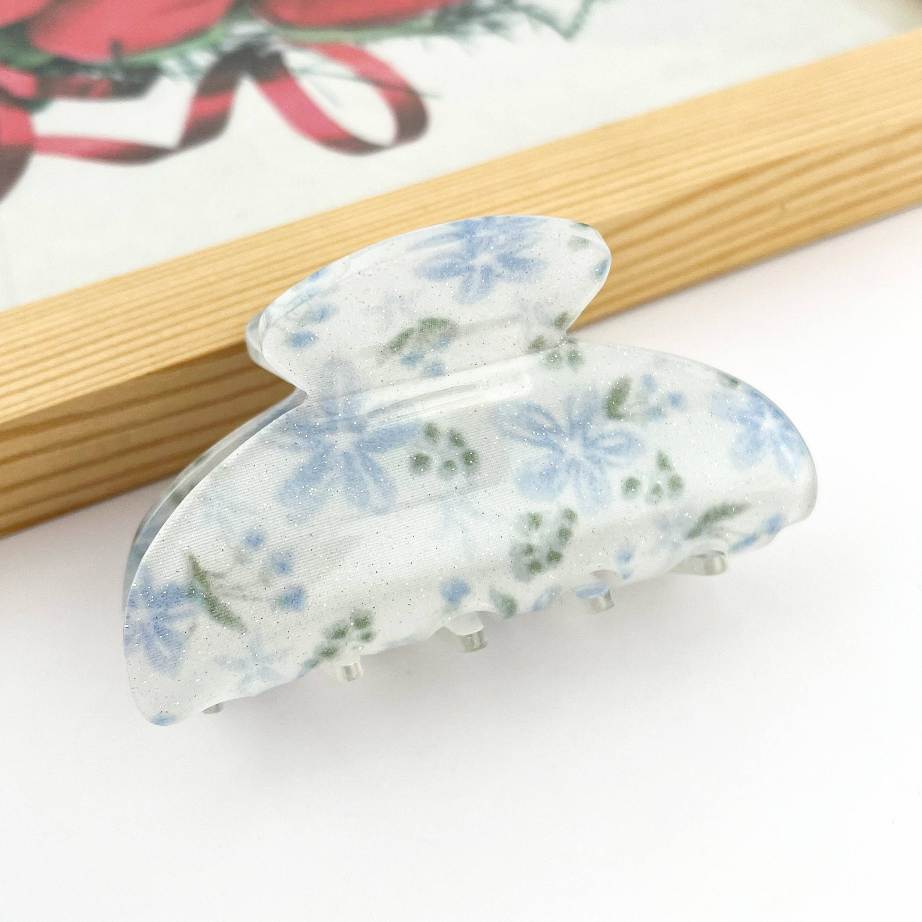 Fresh Florals Clip