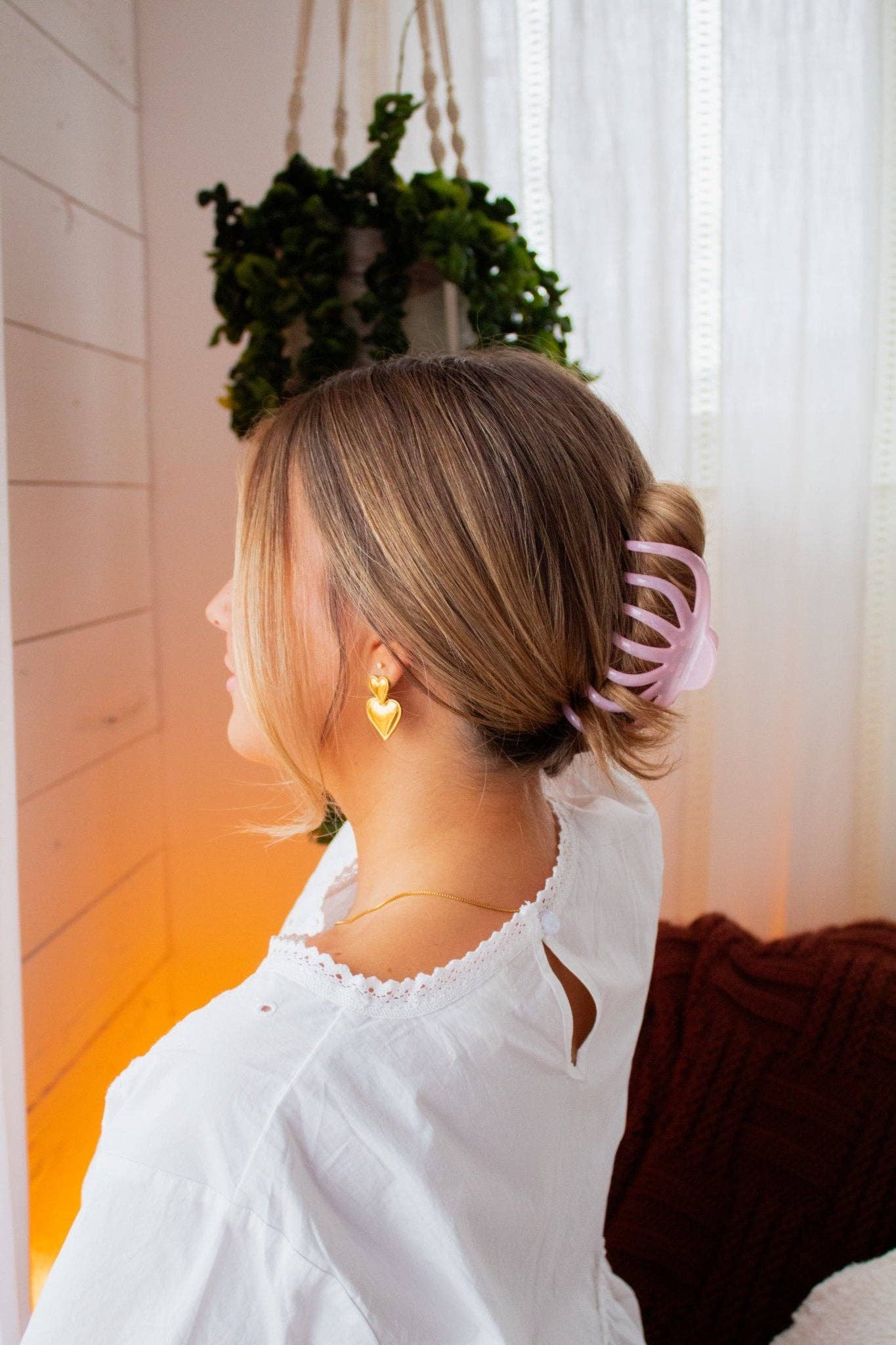Blush Claw Clip