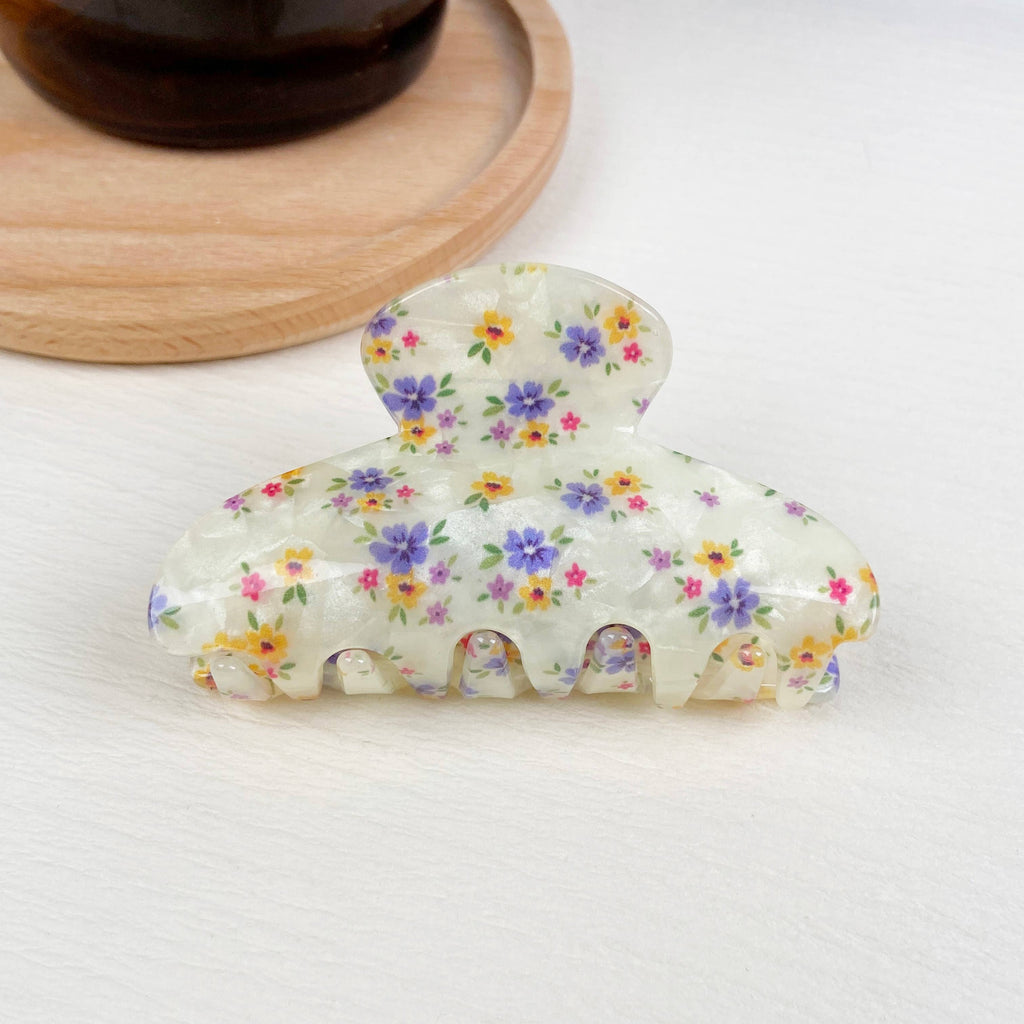 Retro Flower Claw Clip