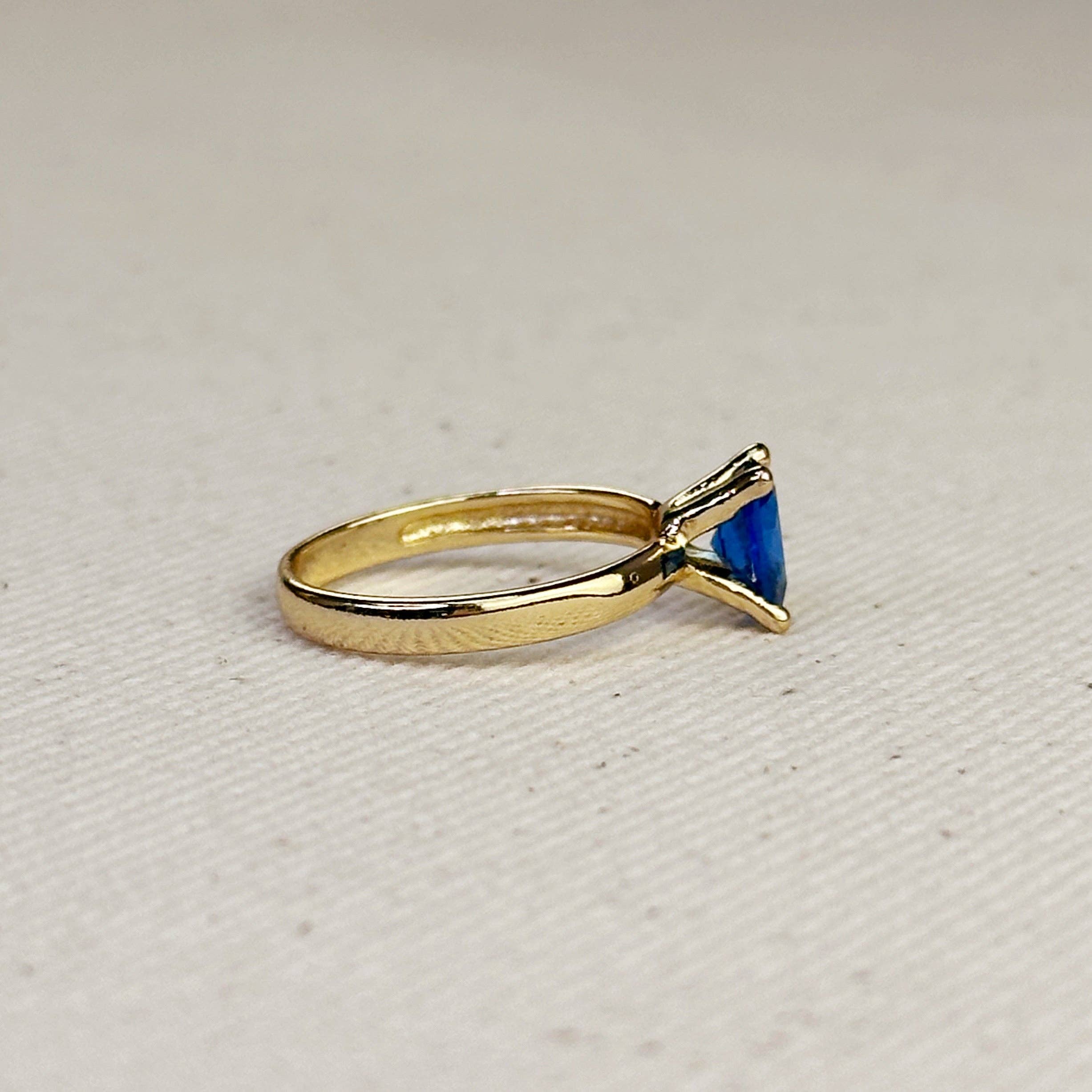 Royal Blue Solitaire Ring