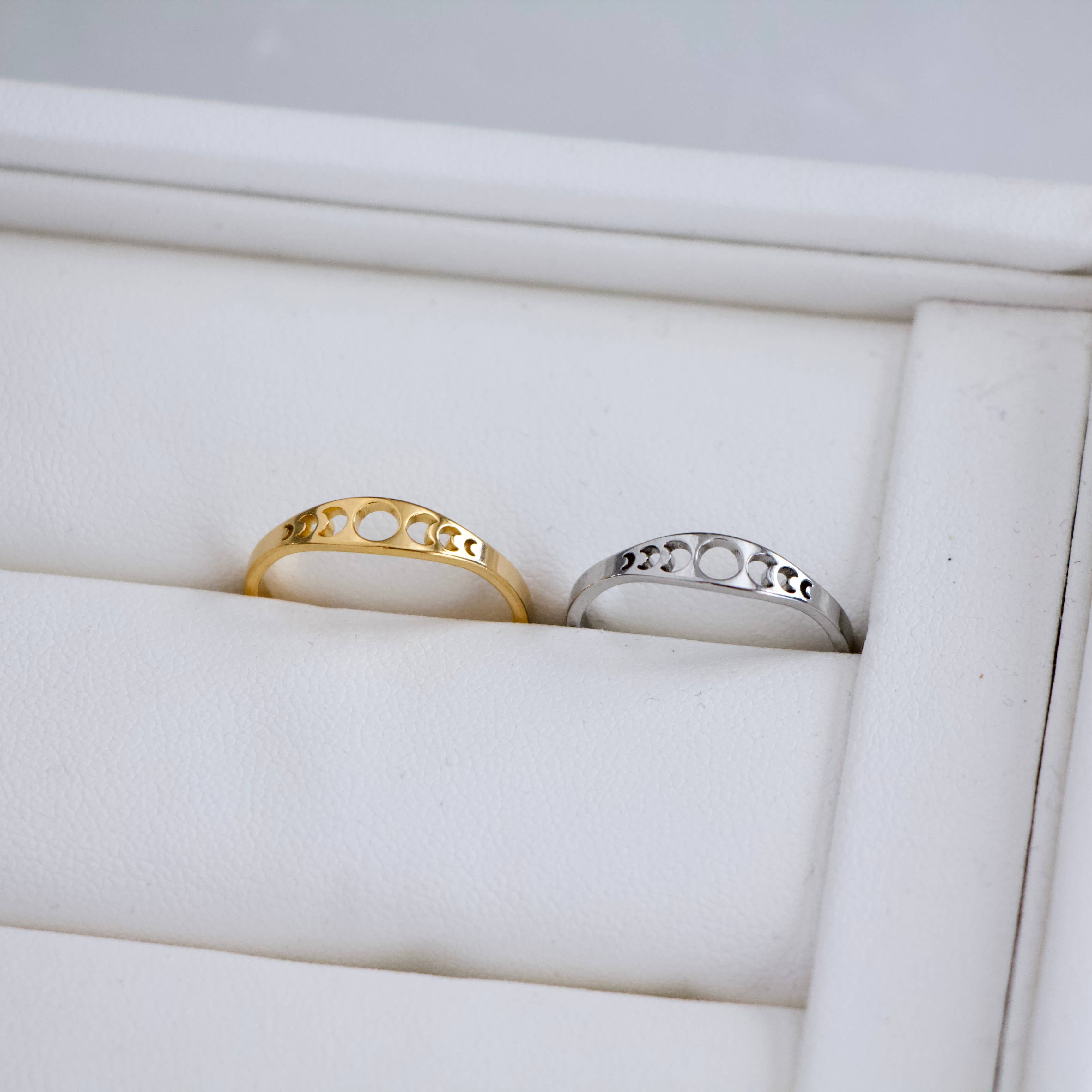 Moon Phase Thin Ring