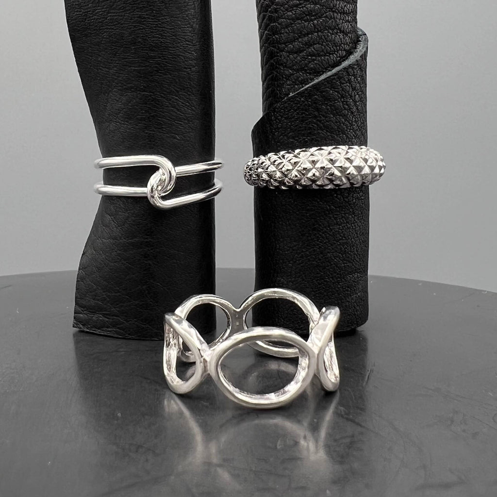The Circles Ring