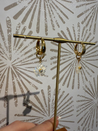 Tulum Flora Charm Huggie