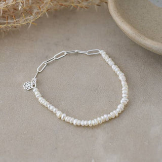 Alyssa Bracelet-White Pearl - Simply Sunflowers