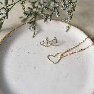 Amore Studs - Simply Sunflowers