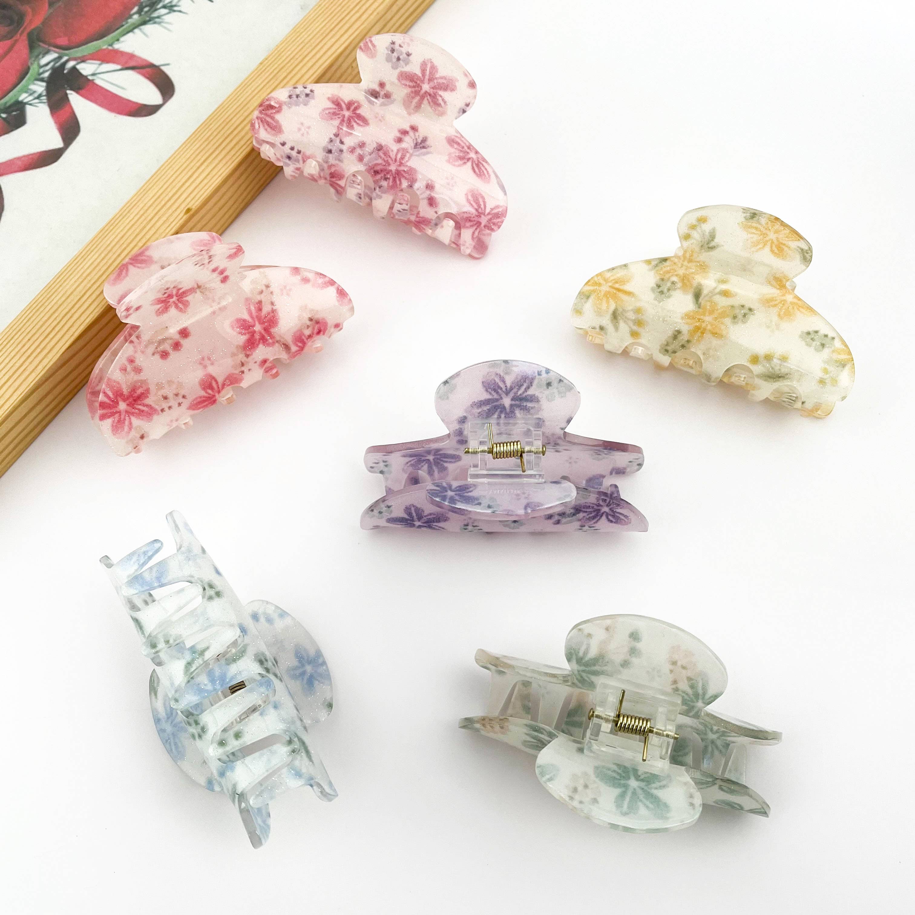 Fresh Florals Clip