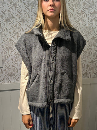 Birch Sherpa Vest - Simply Sunflowers