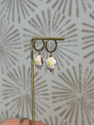 Blooming Charm Earrings - Simply Sunflowers