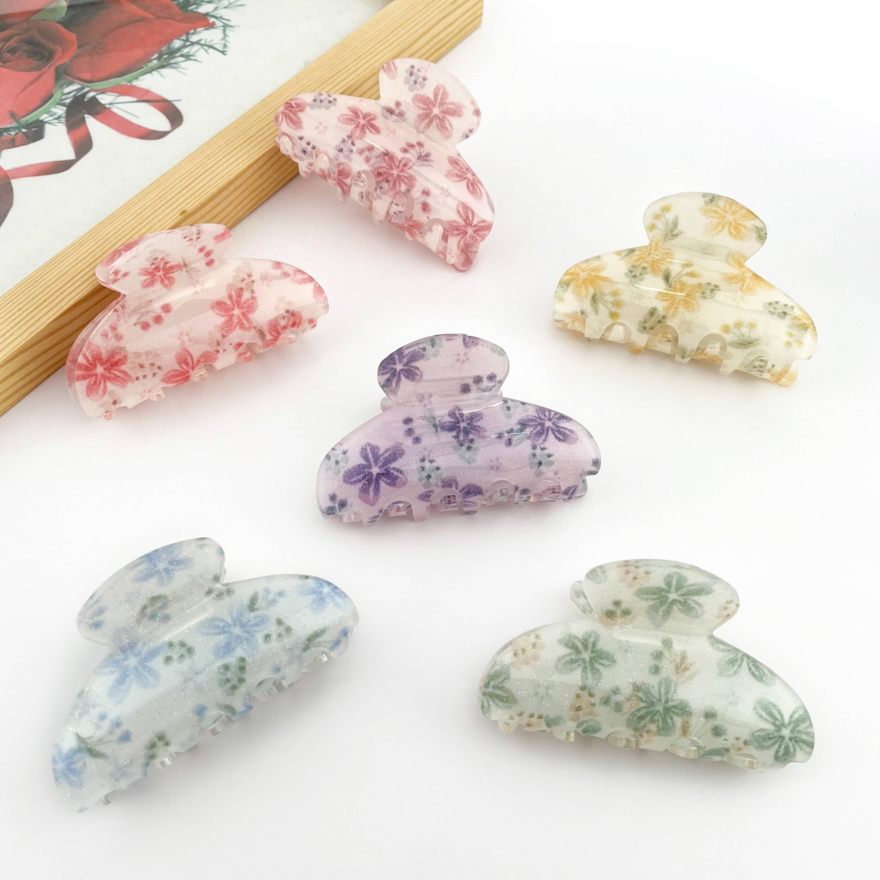 Fresh Florals Clip