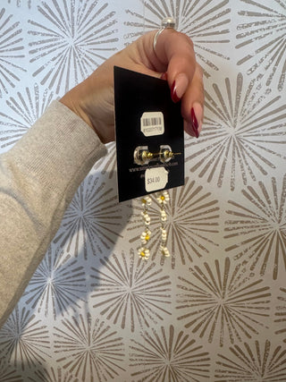 Daisy Dangle Earrings - Simply Sunflowers