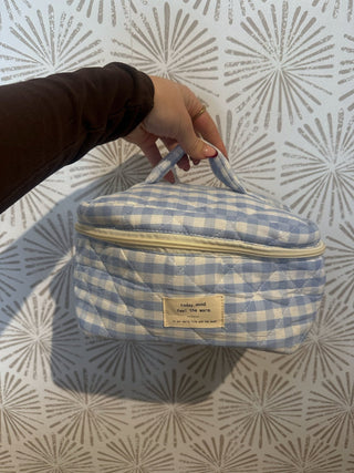 Gingham Travel Bag - Simply Sunflowers