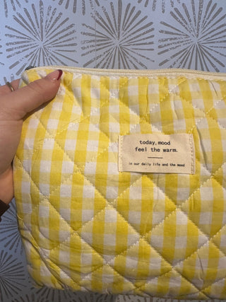 Gingham Travel Bag - Simply Sunflowers