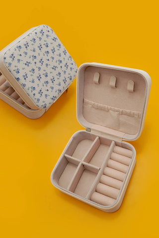 Holiday Jewelry Case - Simply Sunflowers