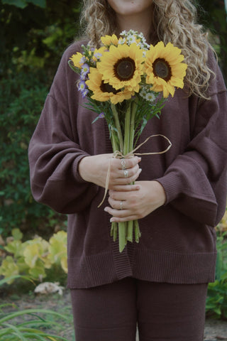 Mocha Knit Set - Simply Sunflowers