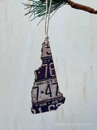 NH Vintage License Plate Ornament - Simply Sunflowers