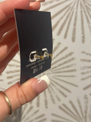 Payton Pearl Earrings - Simply Sunflowers