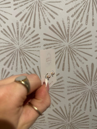 Payton Pink Pearl Studs - Simply Sunflowers