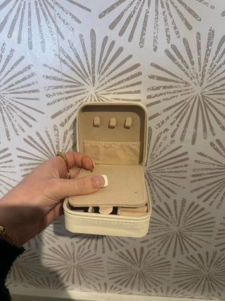 Pink Floral Traveling Jewelry Case - Simply Sunflowers