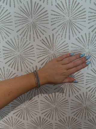 Plain Ball 4mm Silver - Simply Sunflowers