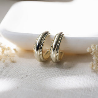 Quirina Hoops - Simply Sunflowers