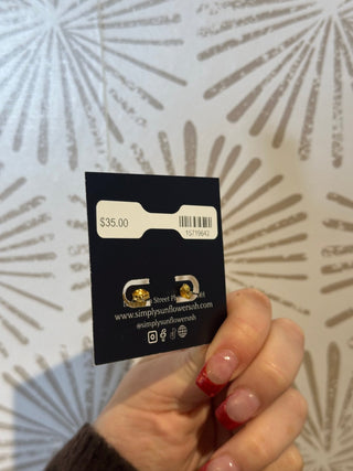 Ribbed Shell Hoop Earrings - Simply Sunflowers