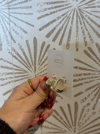 Ribbed Shell Hoop Earrings - Simply Sunflowers