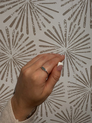 Simple Oval Signet Ring - Simply Sunflowers