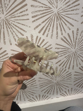 The Oil Painting Claw Clip - Simply Sunflowers