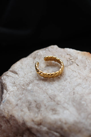 Twisted Ring - Simply Sunflowers