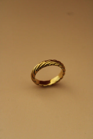 Twyne Ring - Simply Sunflowers