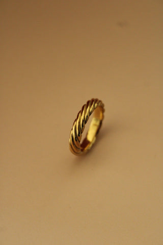 Twyne Ring - Simply Sunflowers