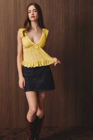 V-NECKLINE TOP WITH LACE TRIM - Simply Sunflowers