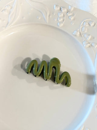 Wavy Hair Clips - Simply Sunflowers