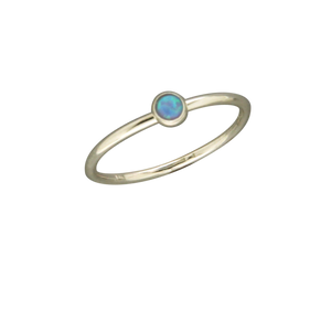 Opal Ring: Silver
